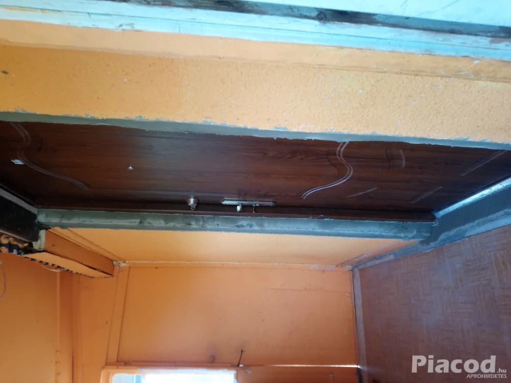 Pilisen tégla ház eladó nagy kerttel - Kép 2