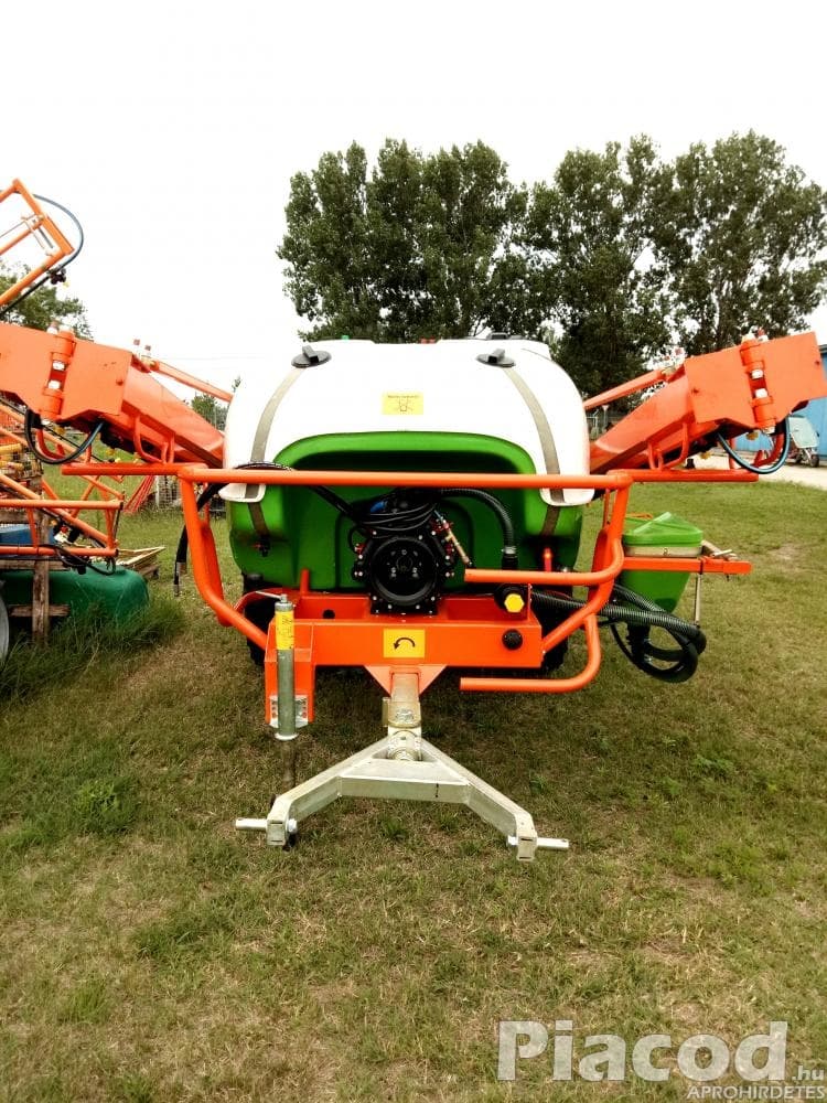 Malupe Agro 3300L 24M Traktor Vontatott Szántóföldi Permetező, Vegyszerező