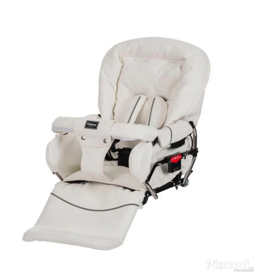 EmmalJunga Mondial De Luxe - Classic White Leatherette Pram Package - Kép 3