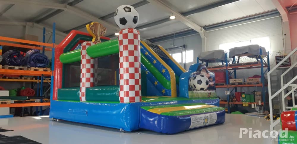 Bérelhető Foci Cdúszdás Ugráló - Kép 3